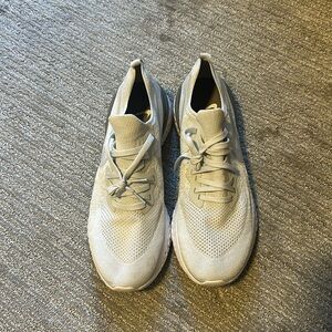 Nike Epic React Flyknit 2 (Size 14)
